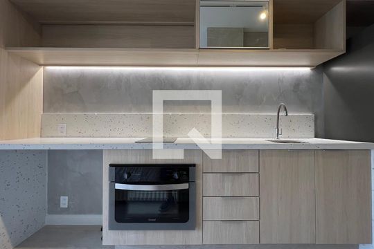 Cozinha de kitnet/studio à venda com 1 quarto, 27m² em Cerqueira César, São Paulo