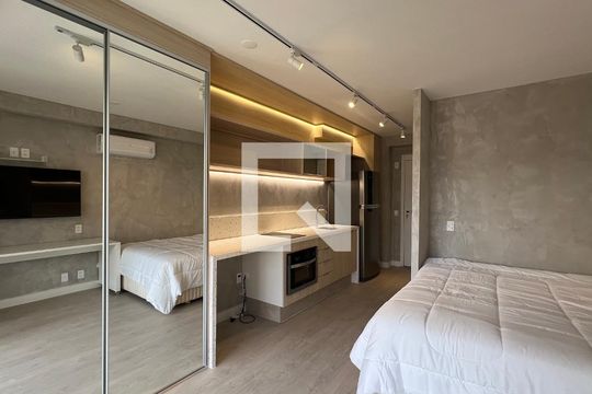 Quarto de kitnet/studio à venda com 1 quarto, 27m² em Cerqueira César, São Paulo