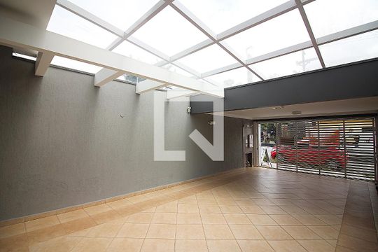 Garagem de casa à venda com 4 quartos, 260m² em Jardim Nova Petropolis, São Bernardo do Campo