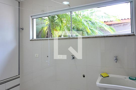 Área de Serviço de casa à venda com 4 quartos, 260m² em Jardim Nova Petropolis, São Bernardo do Campo