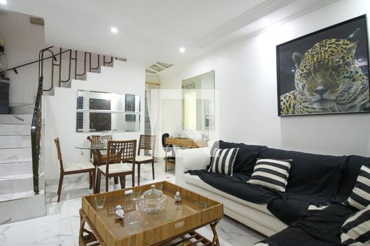 Sala de casa para alugar com 2 quartos, 150m² em Parque da Vila Prudente, São Paulo