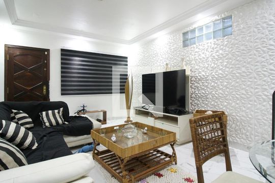 Sala de casa para alugar com 2 quartos, 150m² em Parque da Vila Prudente, São Paulo
