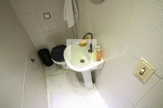 Banheiro/Closet/Quarto 2 de casa para alugar com 2 quartos, 150m² em Parque da Vila Prudente, São Paulo