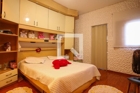 Quarto 2 de casa para alugar com 2 quartos, 150m² em Parque da Vila Prudente, São Paulo