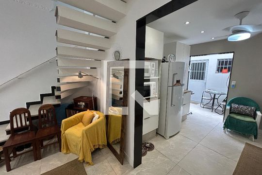 Sala de casa à venda com 3 quartos, 84m² em Lins de Vasconcelos, Rio de Janeiro