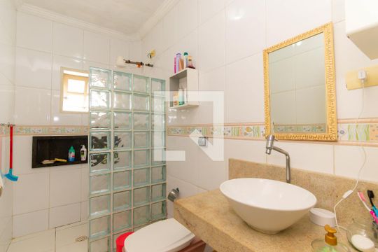 Banheiro da Suíte 2 de casa para alugar com 4 quartos, 500m² em Jardim Imperador (zona Leste), São Paulo