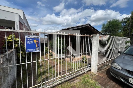 Fachada de casa à venda com 4 quartos, 160m² em Boa Vista, Novo Hamburgo