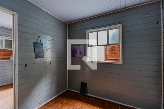 Quarto 2 de casa à venda com 2 quartos, 350m² em Santo Antônio, Porto Alegre