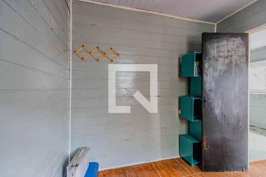 Quarto 2 de casa à venda com 2 quartos, 350m² em Santo Antônio, Porto Alegre