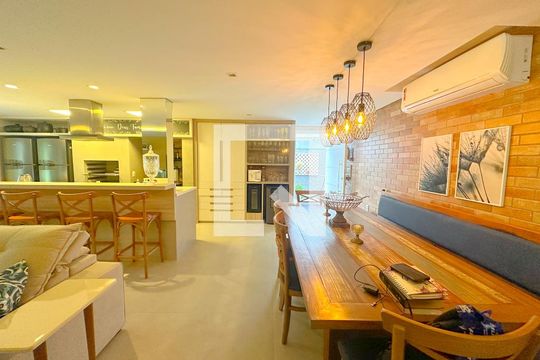 Sala de Jantar de apartamento para alugar com 2 quartos, 130m² em Canasvieiras, Florianópolis