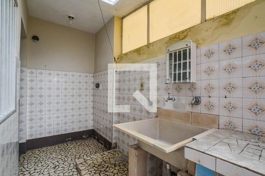 Área de Serviço de casa à venda com 3 quartos, 125m² em Campestre, Santo André