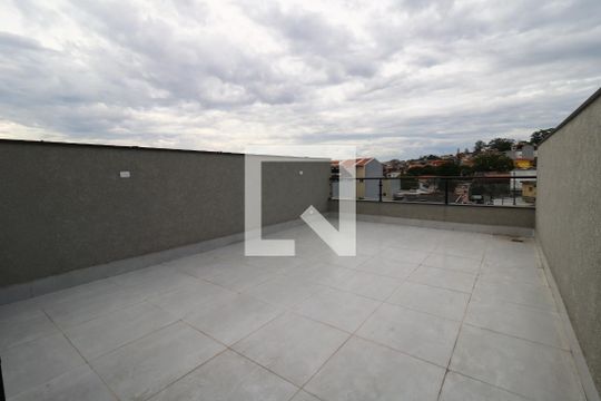Quintal de apartamento à venda com 2 quartos, 100m² em Parque Capuava, Santo André