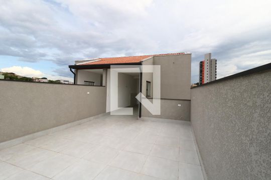 Quintal de apartamento à venda com 2 quartos, 100m² em Parque Capuava, Santo André