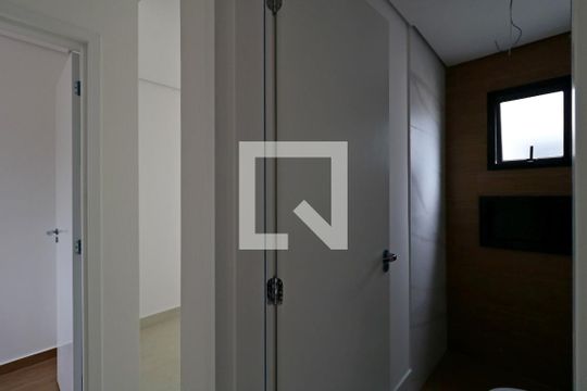 Corredor de apartamento à venda com 2 quartos, 100m² em Parque Capuava, Santo André