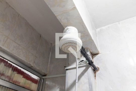 Chuveiro de apartamento à venda com 1 quarto, 54m² em Vila Lais, São Paulo