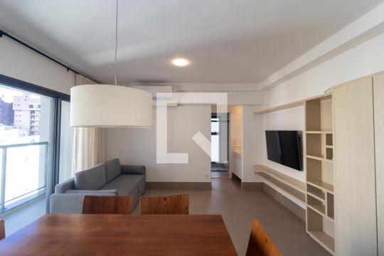 Sala de apartamento para alugar com 1 quarto, 52m² em Cambuí, Campinas