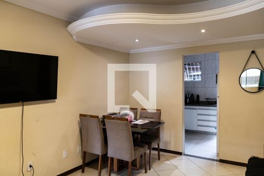 Sala de casa à venda com 2 quartos, 100m² em Camargos, Belo Horizonte