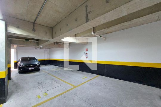 Estacionamento de apartamento para alugar com 2 quartos, 45m² em Vila Campo Grande, São Paulo