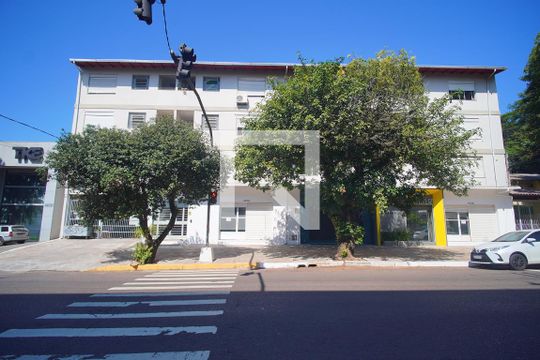 Fachada de apartamento para alugar com 1 quarto, 35m² em Rondônia, Novo Hamburgo
