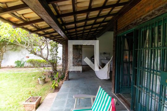 Varanda da Sala de casa à venda com 4 quartos, 219m² em Piratininga, Niterói