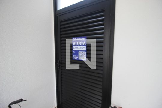 Plaquinha de casa de condomínio para alugar com 4 quartos, 355m² em Condomínio Giverny, Sorocaba