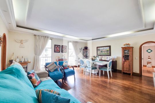 Apartamento para alugar com 3 quartos, 120m² em Vila Adyana, São José dos Campos