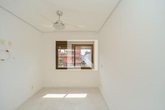 Suíte de apartamento à venda com 3 quartos, 92m² em Vila Jardim, Porto Alegre