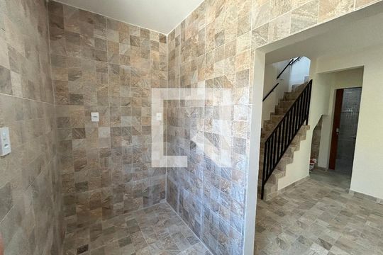 Cozinha de casa para alugar com 2 quartos, 70m² em Encantado, Rio de Janeiro