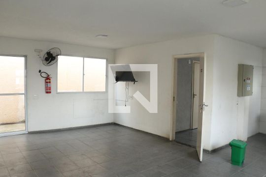 Área comum de apartamento para alugar com 2 quartos, 60m² em Cerâmica, Nova Iguaçu