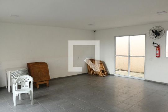 Área comum de apartamento para alugar com 2 quartos, 60m² em Cerâmica, Nova Iguaçu