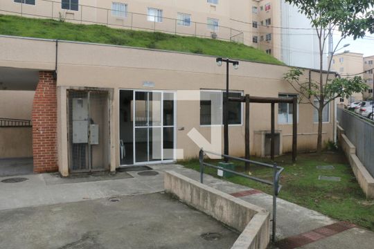 Fachada de apartamento para alugar com 2 quartos, 60m² em Cerâmica, Nova Iguaçu