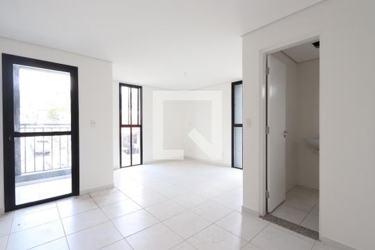 Kitnet/Studio à venda com 1 quarto, 30m² em Cidade Continental, São Paulo