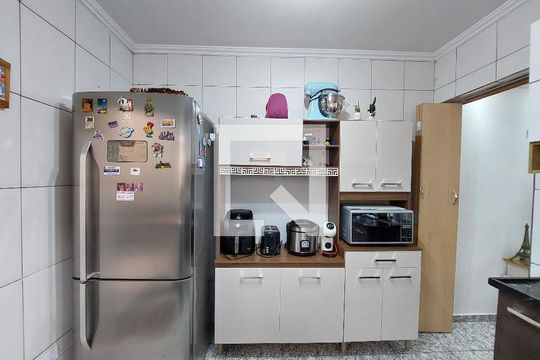 Cozinha de casa à venda com 3 quartos, 150m² em Interlagos, São Paulo