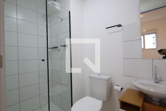 Banheiro da Suíte de apartamento à venda com 1 quarto, 25m² em Vila Andrade, São Paulo