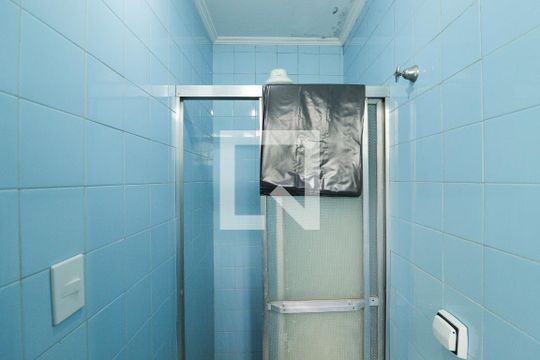 Área de Serviço e Banheiro de Serviço de casa à venda com 3 quartos, 172m² em Mandaqui, São Paulo