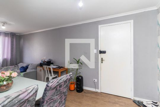 Sala de apartamento para alugar com 2 quartos, 46m² em Vila Brasil, São Paulo