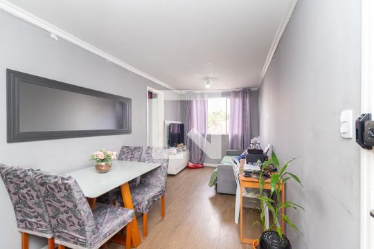 Apartamento para alugar com 2 quartos, 46m² em Vila Brasil, São Paulo
