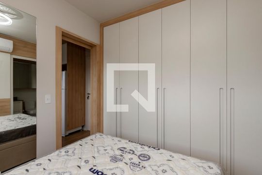 Suíte de apartamento para alugar com 1 quarto, 27m² em Chácara Santo Antônio (zona Sul), São Paulo