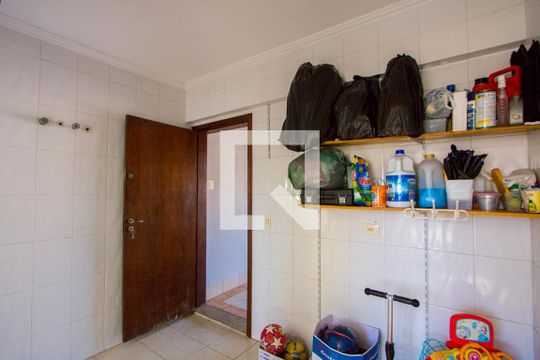 Área de serviço 2 de apartamento à venda com 3 quartos, 300m² em Vila Helena, Santo André