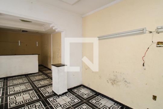 Sala de casa à venda com 3 quartos, 80m² em Vila Sabrina, São Paulo