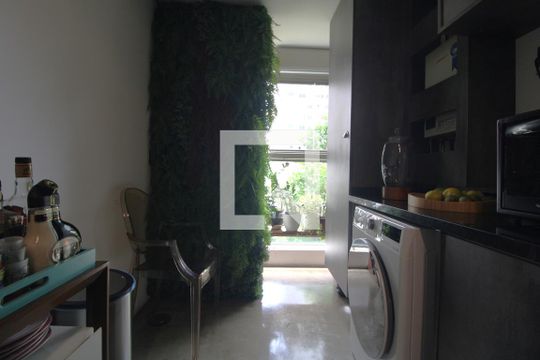Cozinha de apartamento à venda com 2 quartos, 71m² em Usina Piratininga, São Paulo