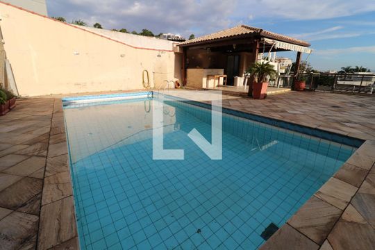 Área da Piscina de casa à venda com 5 quartos, 333m² em Jardim Guanabara, Rio de Janeiro
