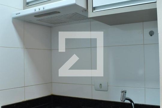 Cozinha de apartamento para alugar com 1 quarto, 40m² em Centro, Curitiba