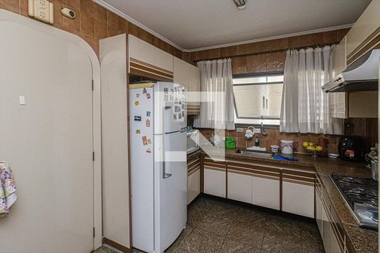 cozinha de apartamento à venda com 3 quartos, 196m² em Aclimação, São Paulo