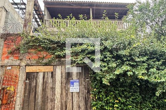 Fachada de casa à venda com 2 quartos, 160m² em Vila Príncipe de Gales, Santo André