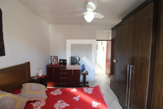 Quarto 1 de casa à venda com 3 quartos, 257m² em Vila Ester (zona Norte), São Paulo