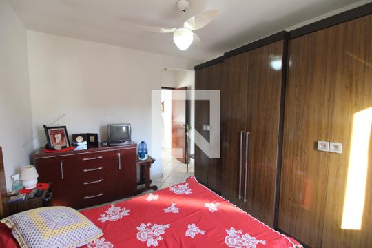Quarto 1 de casa à venda com 3 quartos, 257m² em Vila Ester (zona Norte), São Paulo