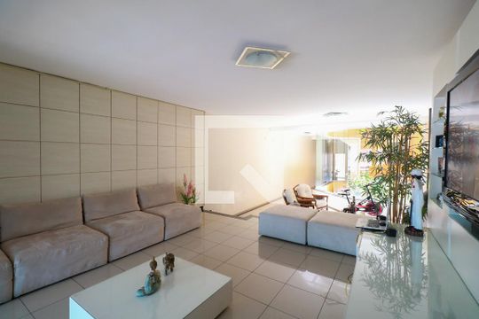 Sala de Estar de casa à venda com 3 quartos, 300m² em Santa Maria, São Caetano do Sul