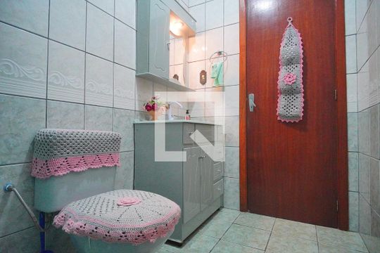 Banheiro de casa à venda com 3 quartos, 153m² em Operário, Novo Hamburgo