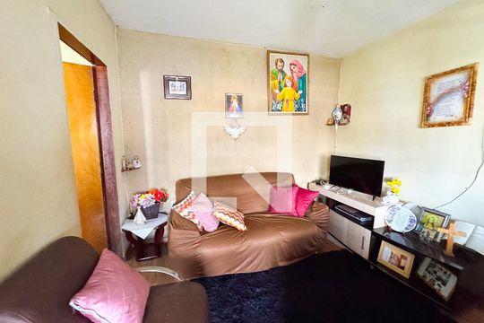 Sala de casa à venda com 4 quartos, 360m² em Santa Helena, Belo Horizonte